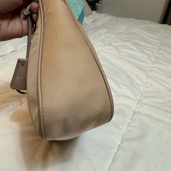 Prada Re-edition Nylon Crossbody bag, 2020, Desert beige color - Picture 13 of 13